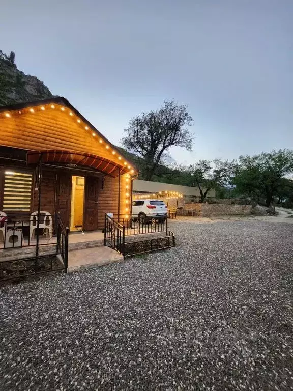 Дом в Дагестан, Гунибский район, Хиндах с/пос, с. Хиндах ул. ... - Фото 1