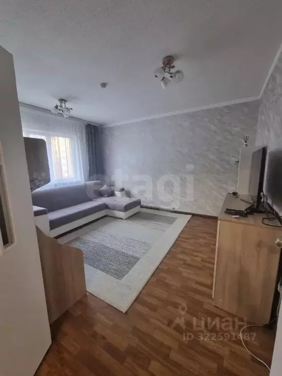 2-к кв. Ямало-Ненецкий АО, Новый Уренгой Оптимистов мкр, 4/1 (57.3 м) - Фото 0