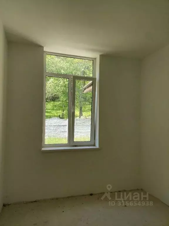 Дом в Крым, Ялта муниципальный округ, Виноградное пгт ш. ... - Фото 1