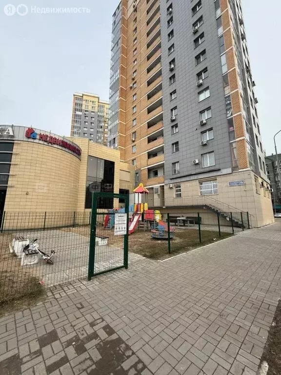 1-комнатная квартира: Казань, проспект Ямашева, 103 (85.9 м) - Фото 2