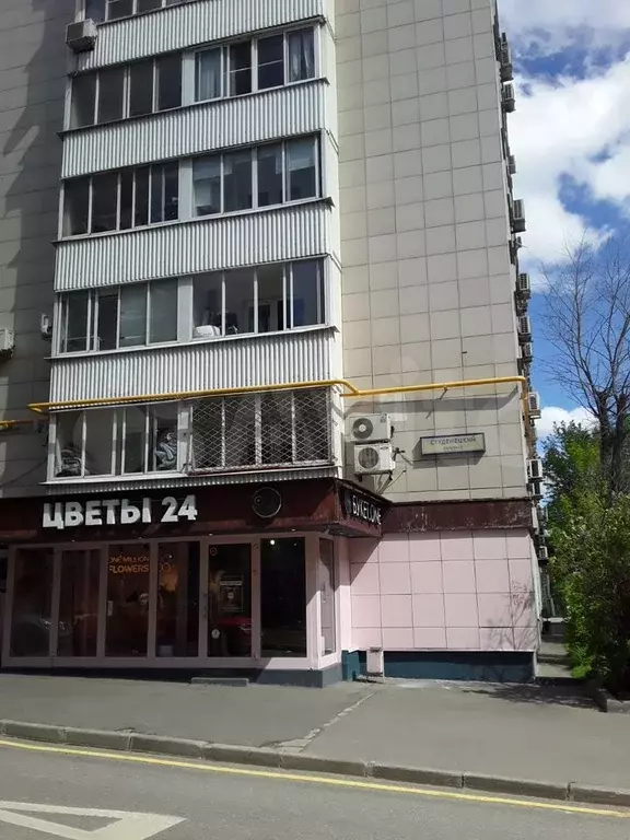 2-к. квартира, 60 м, 4/9 эт. - Фото 0