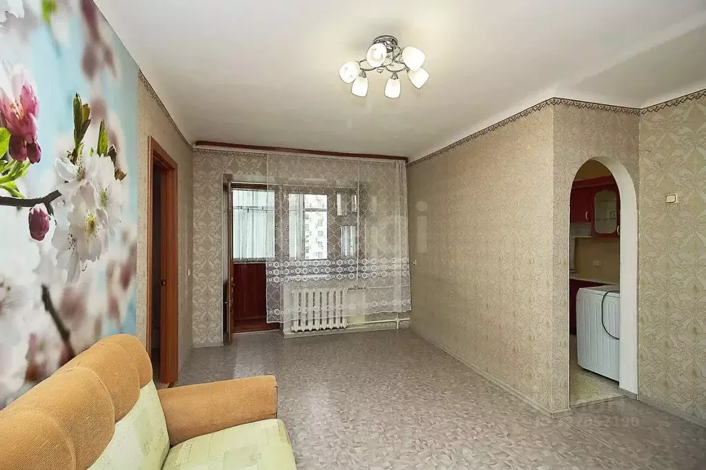 2-к кв. Тюменская область, Тюмень ул. Кирова, 23 (42.0 м) - Фото 2