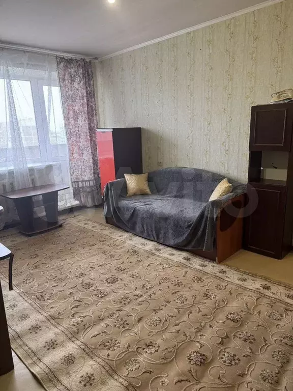 1-к. квартира, 38 м, 8/10 эт. - Фото 1