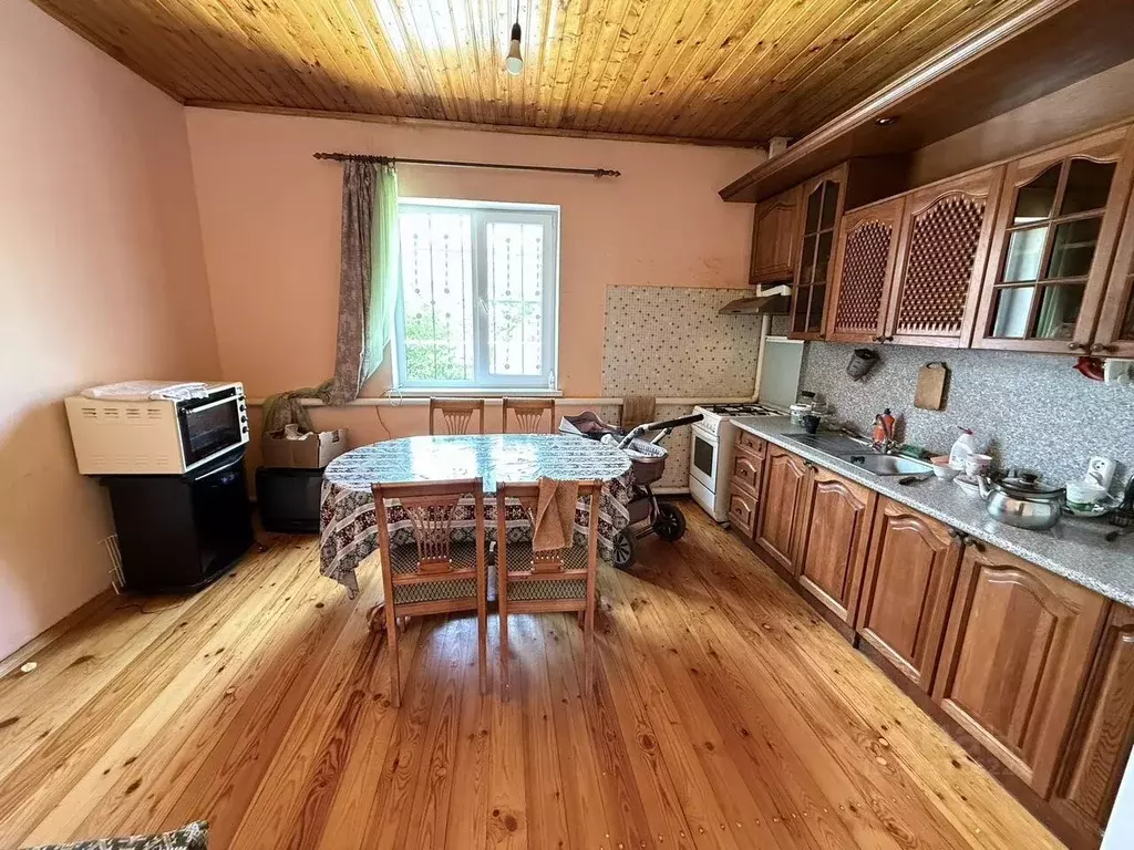 Дом в Краснодарский край, Белореченск Узкий пер. (100 м) - Фото 1