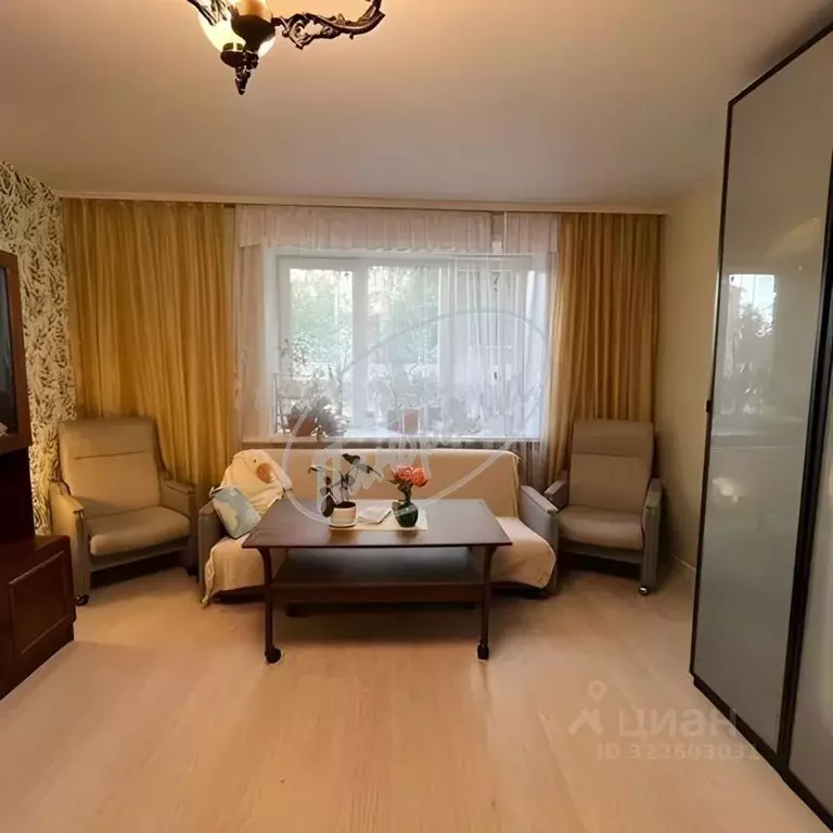 1-к кв. Калужская область, Калуга Николо-Козинская ул., 114к1 (37.5 м) - Фото 1