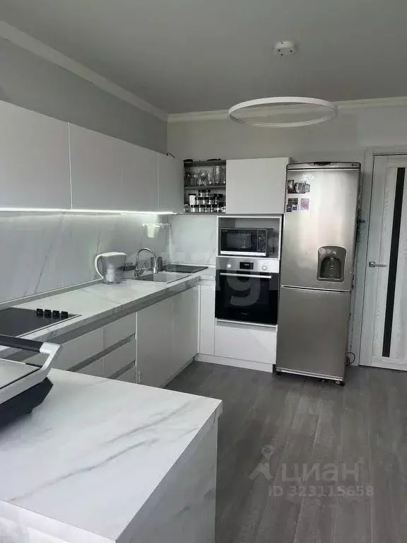 3-к кв. Белгородская область, Старый Оскол Дубрава мкр, 2 кв-л, 1 ... - Фото 1