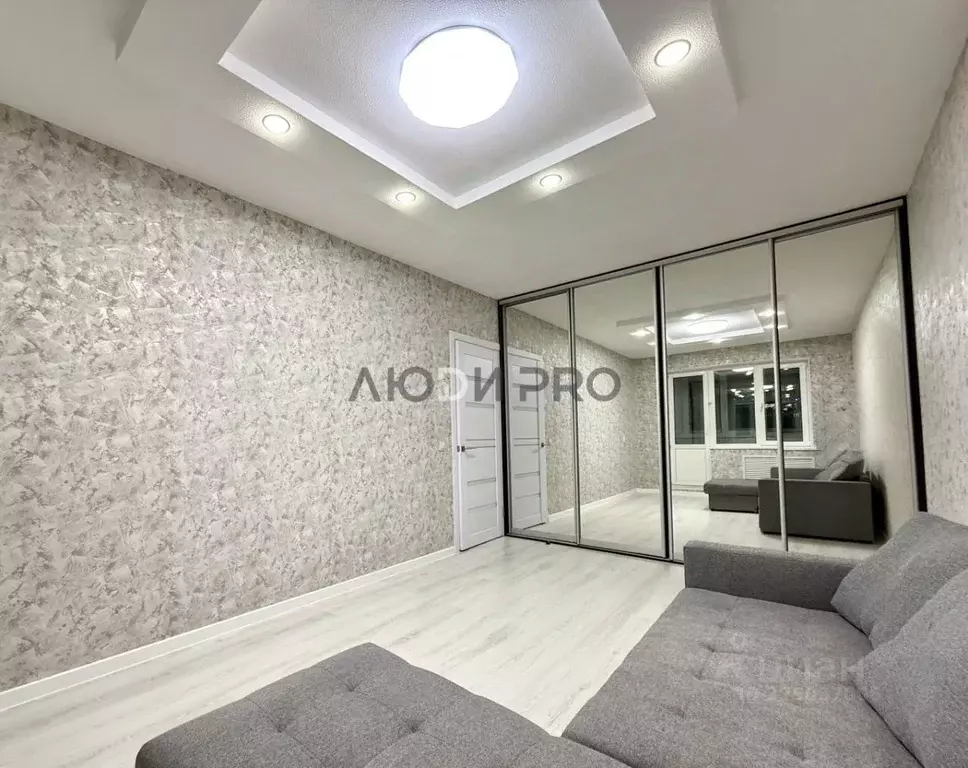 1-к кв. Кировская область, Киров ул. Азина, 34 (32.7 м) - Фото 1