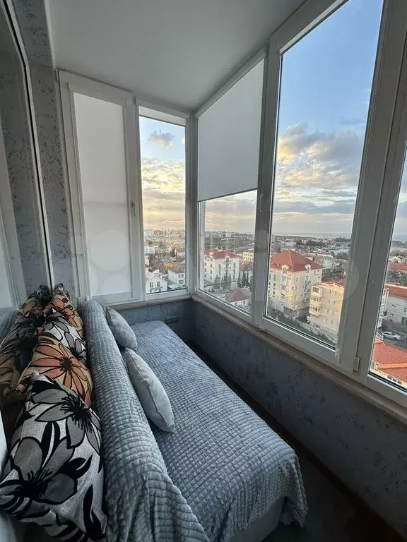 1-к. квартира, 52 м, 10/10 эт. - Фото 0