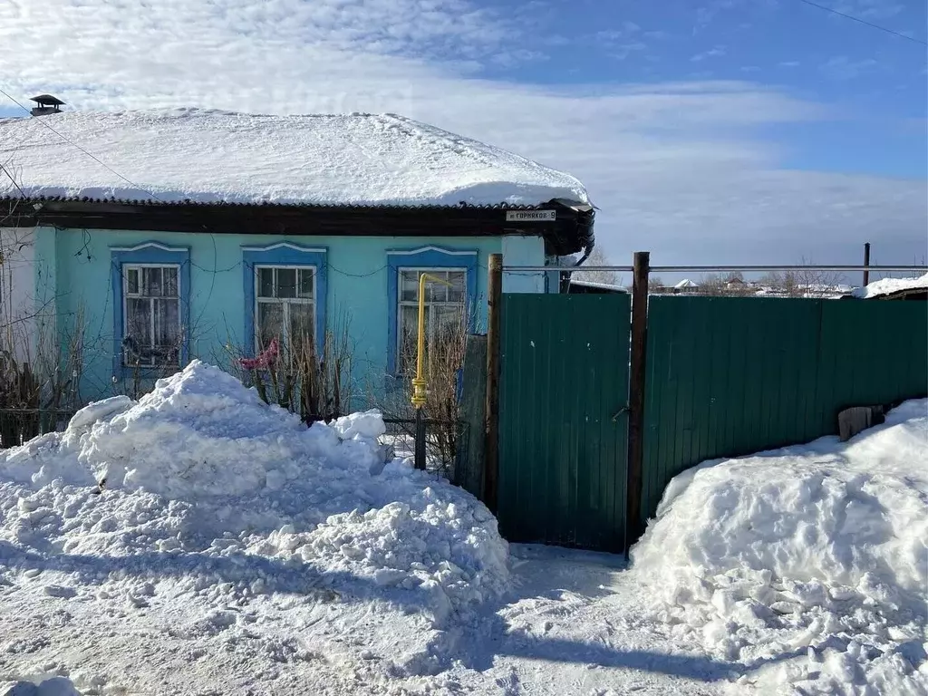 2-к кв. Свердловская область, Верхняя Синячиха пгт ул. Горняков, 9 ... - Фото 0