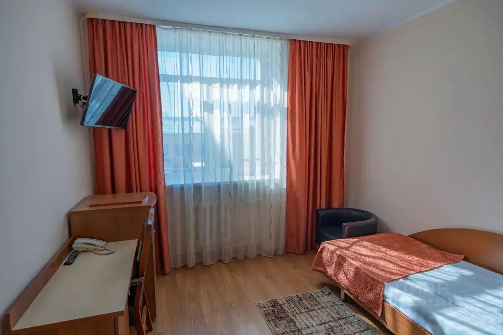 Комната Калужская область, Калуга ул. Карпова, 10 (17.0 м) - Фото 2