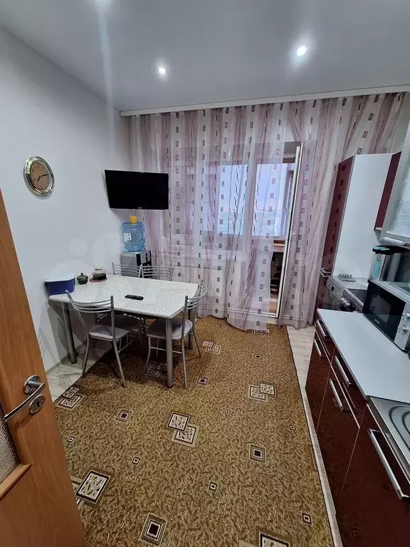 3-к. квартира, 72 м, 9/9 эт. - Фото 1