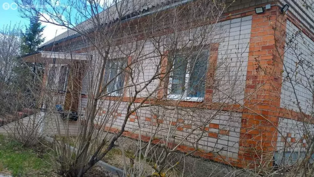 Дом в Вологодская область, Сокольский муниципальный округ, деревня ... - Фото 1