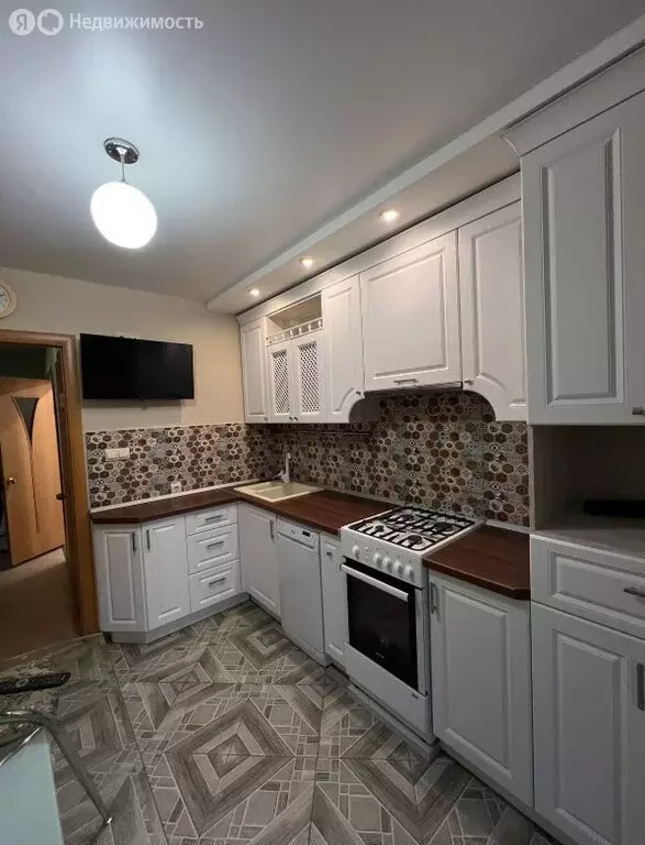 3-комнатная квартира: Курган, улица Красина, 75А (58.1 м) - Фото 1