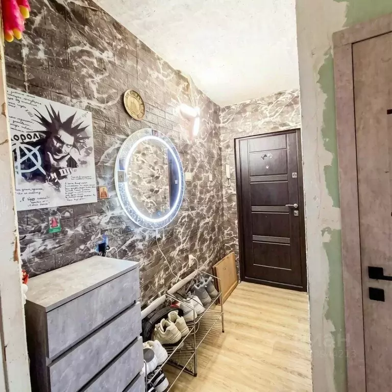 2-к кв. Мурманская область, Мурманск ул. Аскольдовцев, 27 (43.7 м) - Фото 1