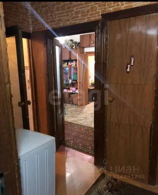 2-к кв. Брянская область, Жуковка Молодежная ул., 36 (46.4 м) - Фото 1