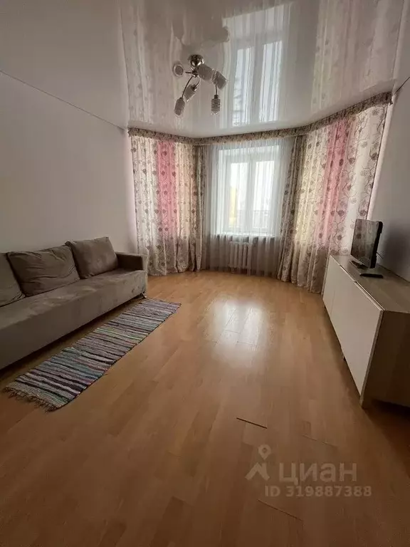 1-к кв. Тюменская область, Тюмень ул. Циолковского, 9 (30.0 м) - Фото 0