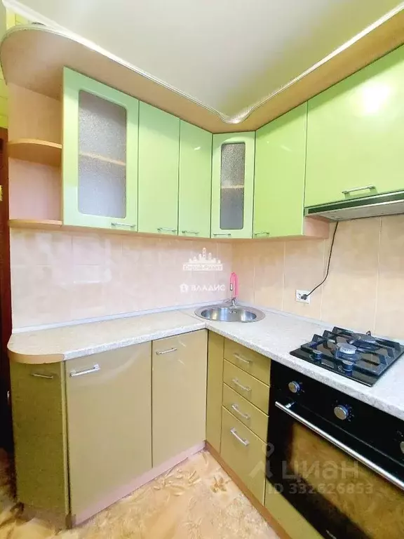 3-к кв. Крым, Керчь ул. Орджоникидзе, 117 (57.0 м) - Фото 1