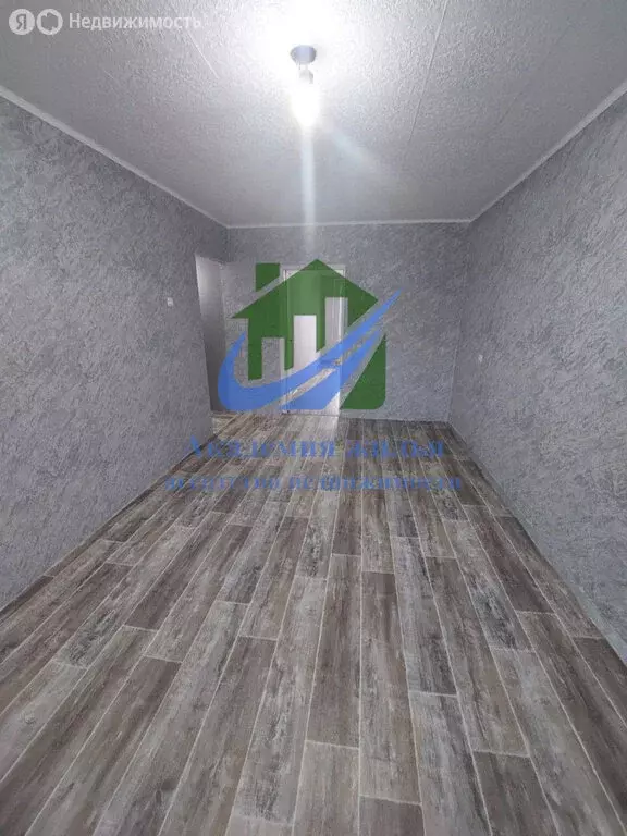 2-комнатная квартира: Орск, микрорайон Новый город, улица Комарова, 26 ... - Фото 2