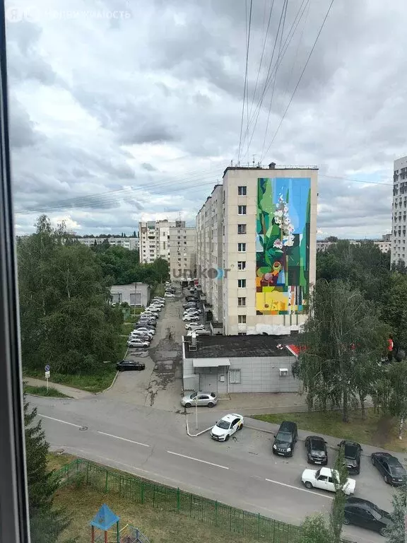3-комнатная квартира: Уфа, улица Мира, 5 (57.2 м) - Фото 1