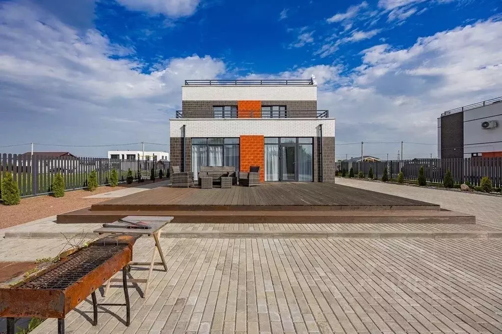 Коттедж в Ленинградская область, Ломоносовский район, Виллозское ... - Фото 0