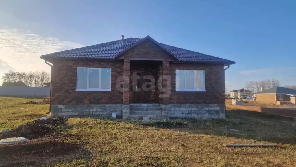 Дом в Белгородская область, Белгородский район, с. Стрелецкое ул. ... - Фото 1