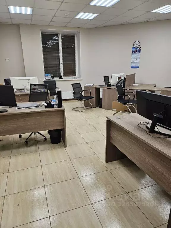 Помещение свободного назначения в Санкт-Петербург просп. Юрия ... - Фото 1