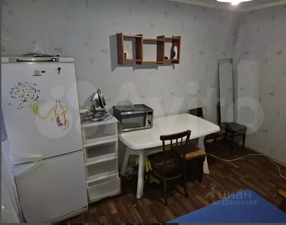 Комната Белгородская область, Белгород ул. Пушкина, 12 (13.0 м) - Фото 1