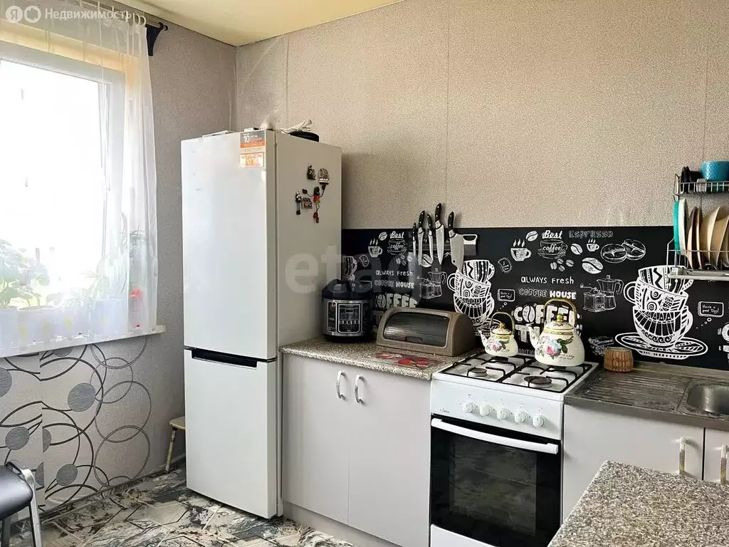 3-комнатная квартира: Котовск, улица 9-й Пятилетки, 1 (62.4 м) - Фото 1