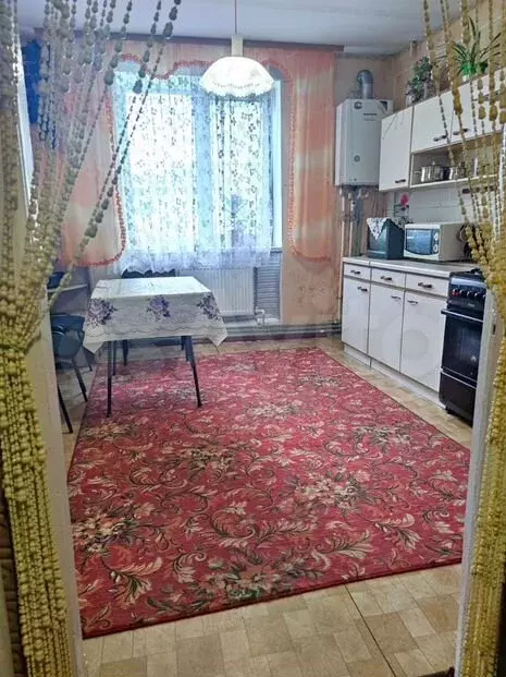 3-к. квартира, 70 м, 1/2 эт. - Фото 0