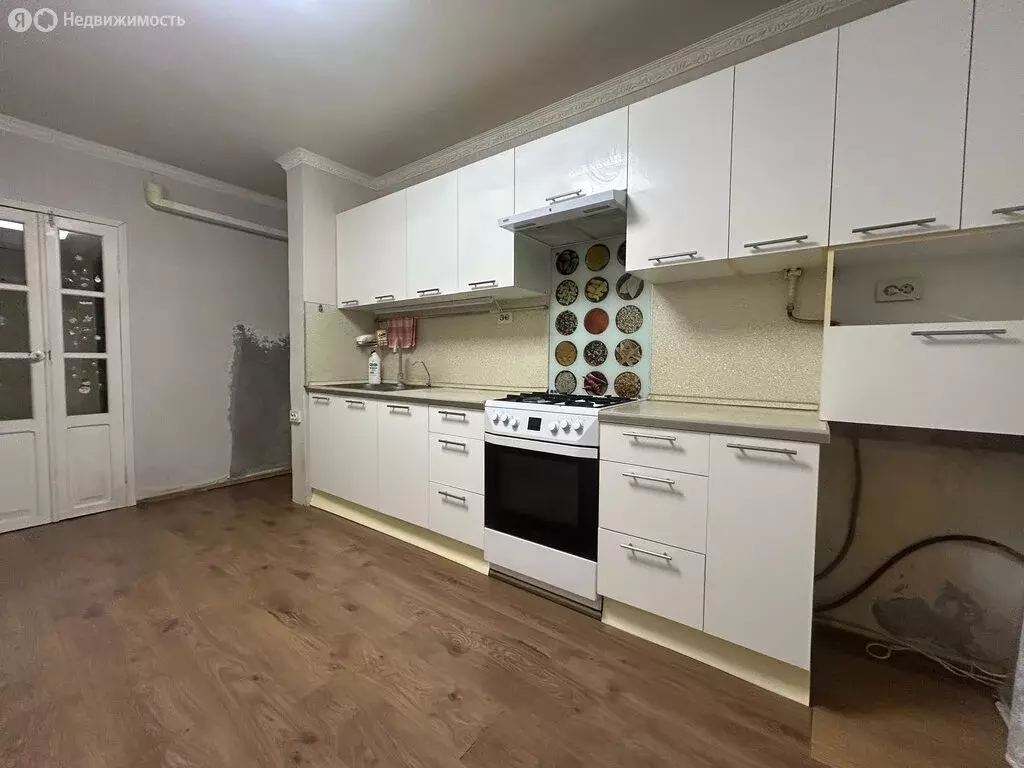 4-комнатная квартира: Аксай, улица Вартанова, 20 (79 м) - Фото 0