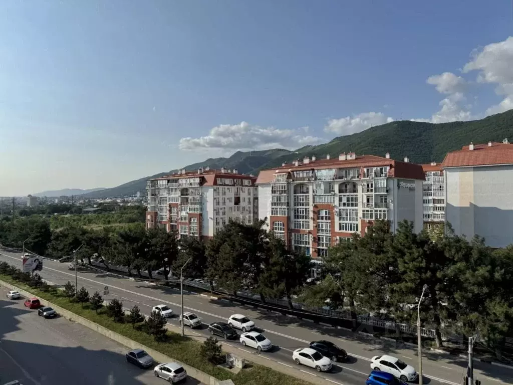 2-к кв. Краснодарский край, Геленджик ул. Витебская, 14к1 (75.0 м) - Фото 2