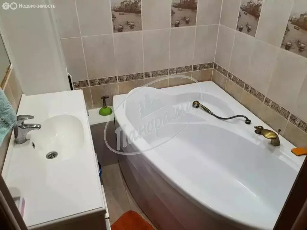 3-комнатная квартира: Калуга, улица Труда, 4к2 (86 м) - Фото 1