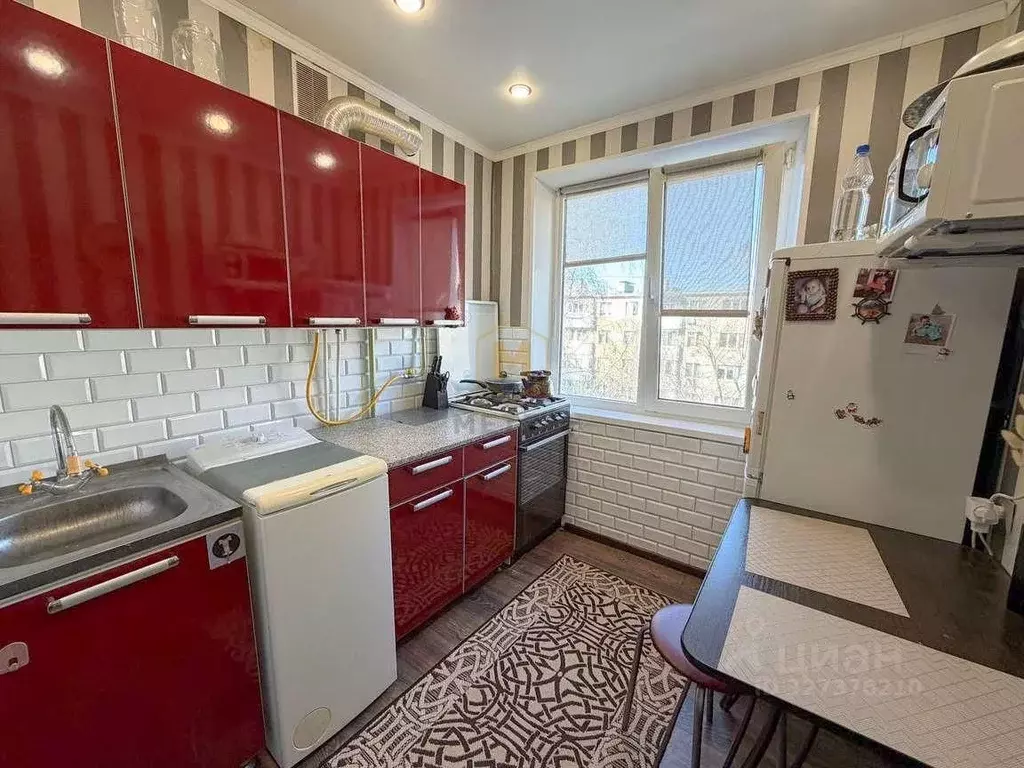 2-к кв. Белгородская область, Белгород Октябрьская ул., 82 (47.6 м) - Фото 1