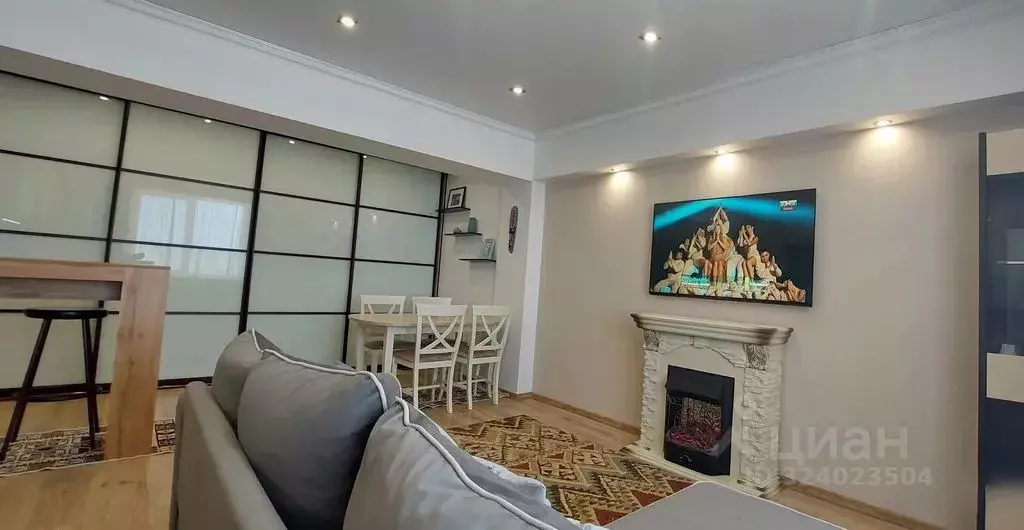 1-к кв. Сахалинская область, Южно-Сахалинск Фабричная ул., 14А (65.0 ... - Фото 1