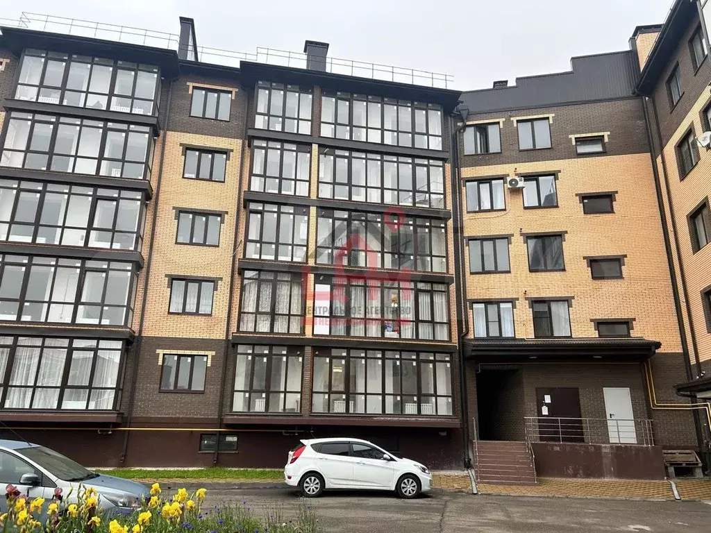 2-к. квартира, 89 м, 5/5 эт. - Фото 0