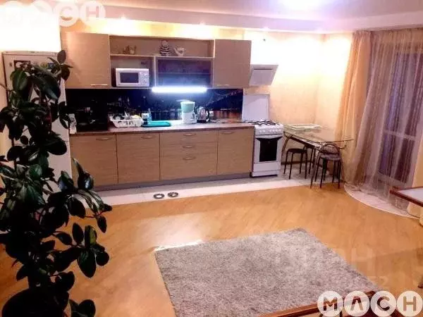 3-к кв. Омская область, Омск Омская ул., 149 (100.0 м) - Фото 1