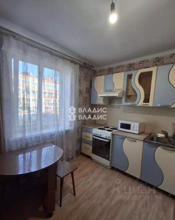 1-к кв. Приморский край, Уссурийск Пролетарская ул., 131 (28.5 м) - Фото 2