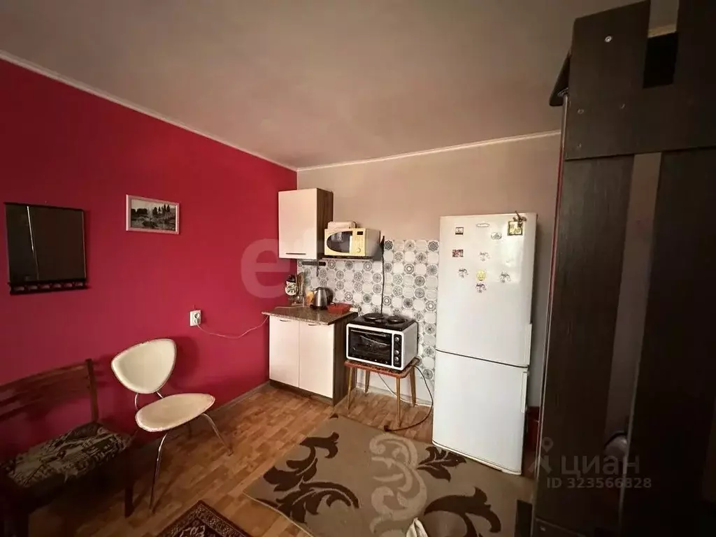 Комната Тюменская область, Тюмень Ставропольская ул., 19 (17.9 м) - Фото 1