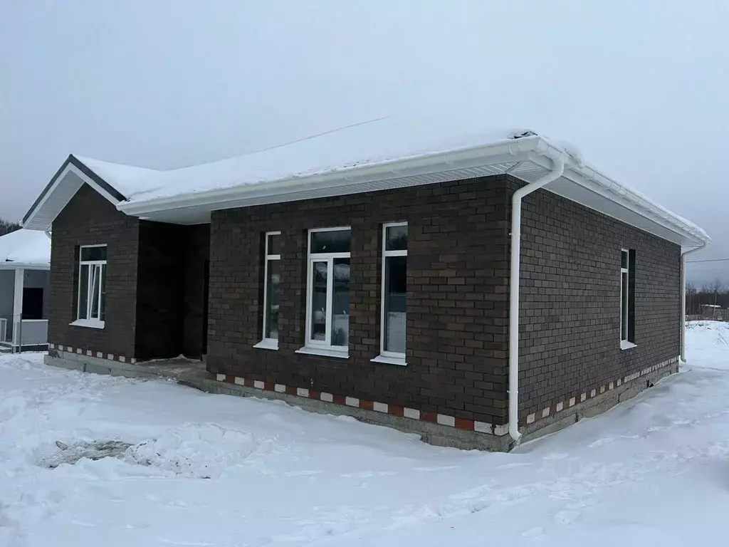 Коттедж в Московская область, Наро-Фоминский городской округ, д. ... - Фото 1