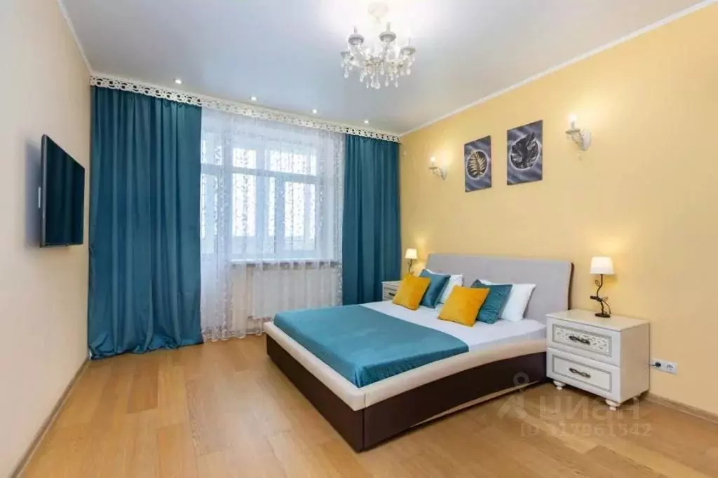 1-к кв. Тюменская область, Тюмень ул. Малыгина, 90 (65.0 м) - Фото 0
