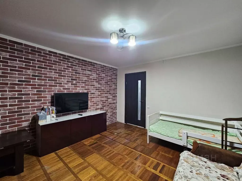 2-к кв. Краснодарский край, Абинск Нефтепромысловая ул., 58 (50.0 м) - Фото 1