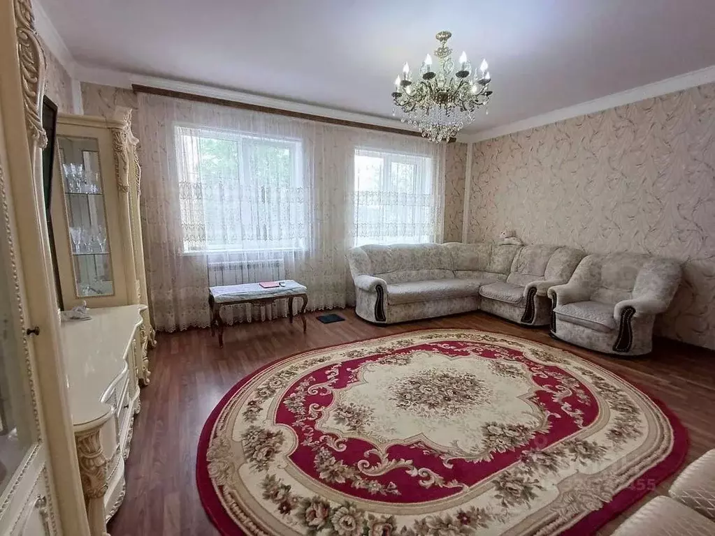Дом в Кабардино-Балкария, Нальчик ул. Чернышевского, 176 (400 м) - Фото 0