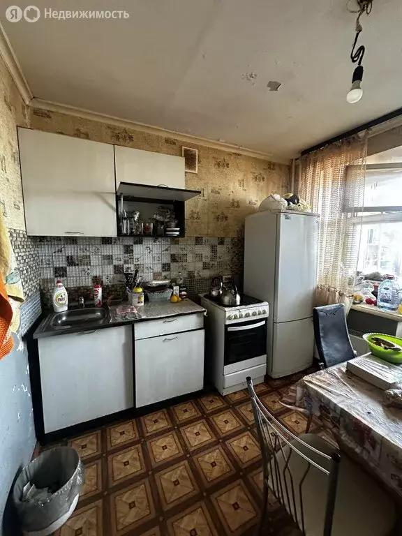 3-комнатная квартира: Екатеринбург, жилой район Сортировочный, ... - Фото 0