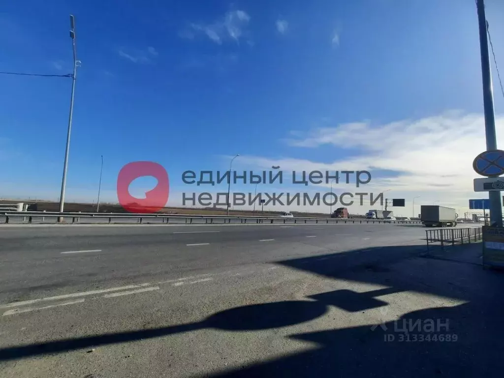 Участок в Тюменская область, Тюменский район, Собственников ... - Фото 1