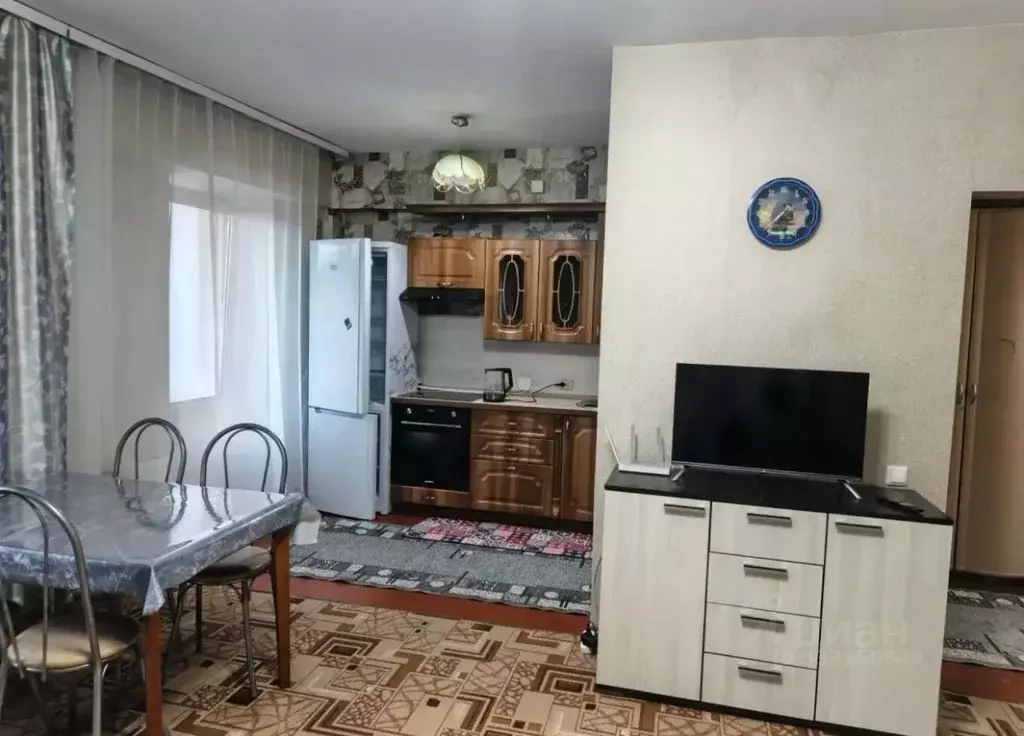 Студия Иркутская область, Иркутск ул. Лермонтова, 341/5 (41.0 м) - Фото 1