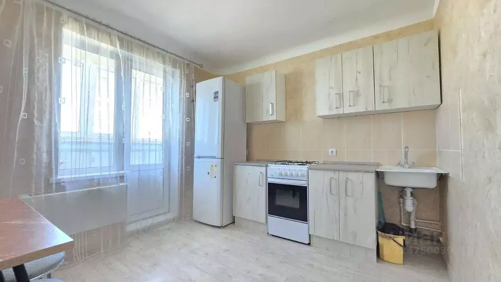 1-к кв. Волгоградская область, Волжский просп. Имени Ленина, 347 (31.0 ... - Фото 1