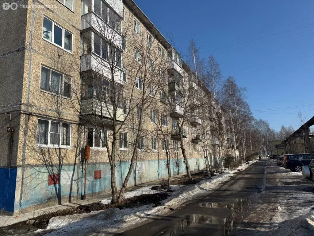 4-комнатная квартира: Архангельск, микрорайон Первых Пятилеток, улица ... - Фото 1