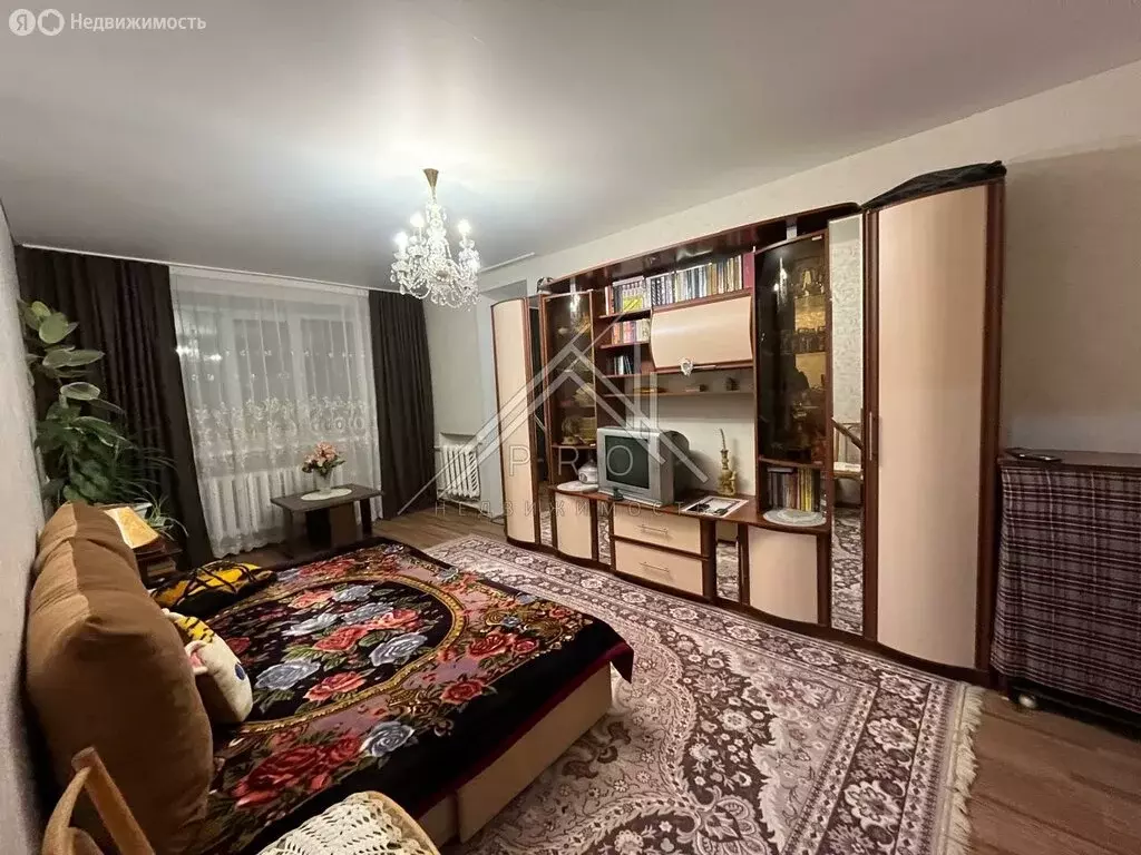 2-комнатная квартира: Ярославль, улица Урицкого, 10 (42.4 м) - Фото 1