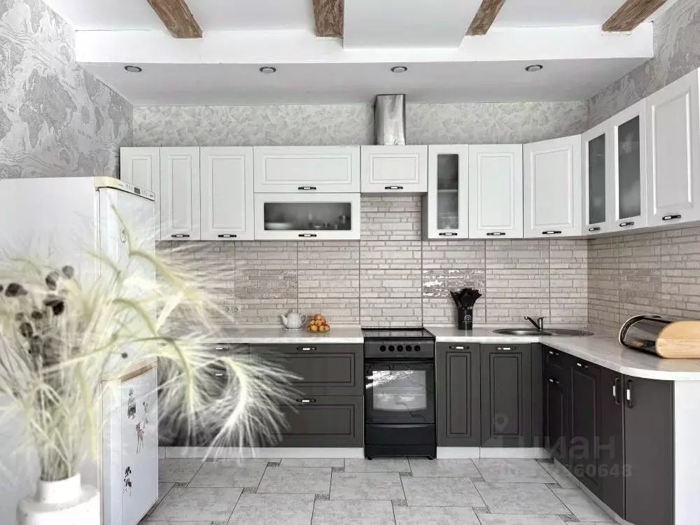 Дом в Иркутская область, Иркутский муниципальный округ, пос. Дзержинск ... - Фото 1