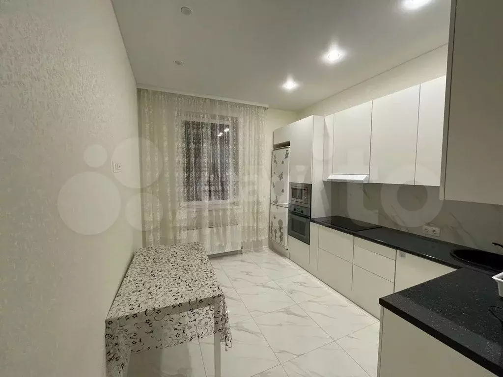 2-к. квартира, 60 м, 12/15 эт. - Фото 0